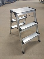 Stufenleiter, aus Aluminium, klappbar, 3-stufig